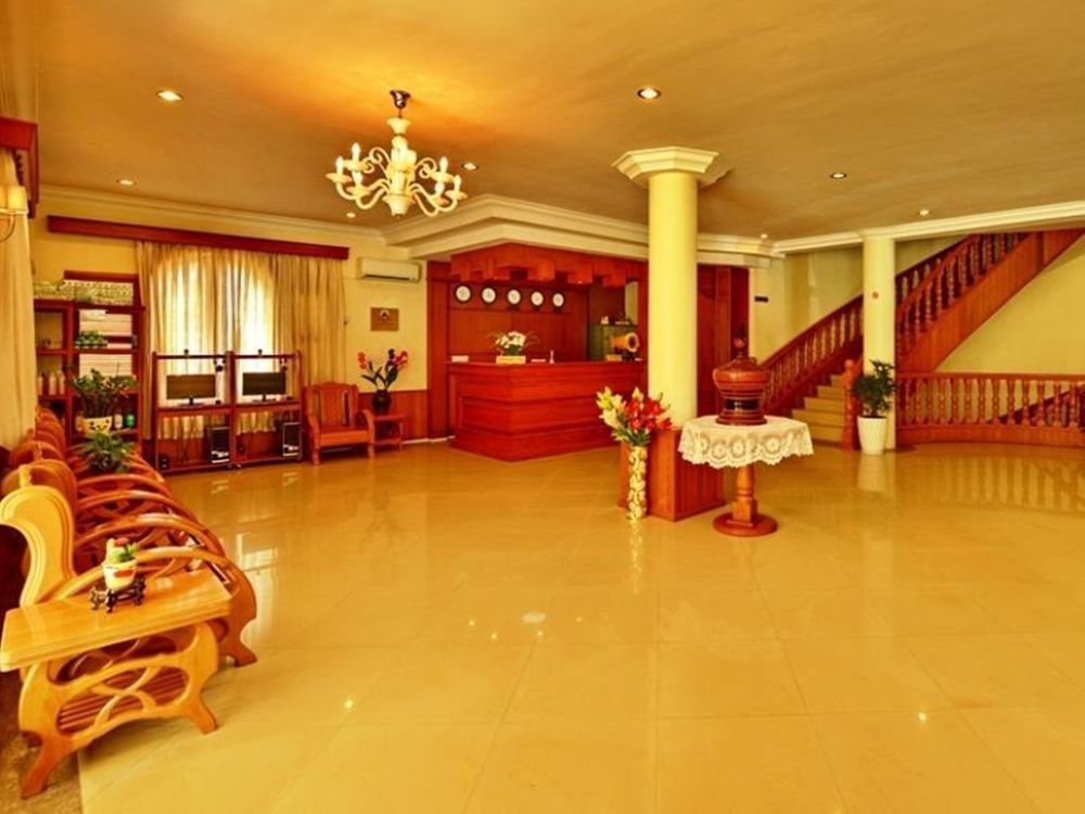 Win Unity Hotel Pyin U Lwin Zewnętrze zdjęcie