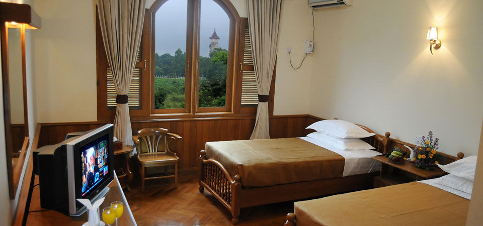 Win Unity Hotel Pyin U Lwin Zewnętrze zdjęcie