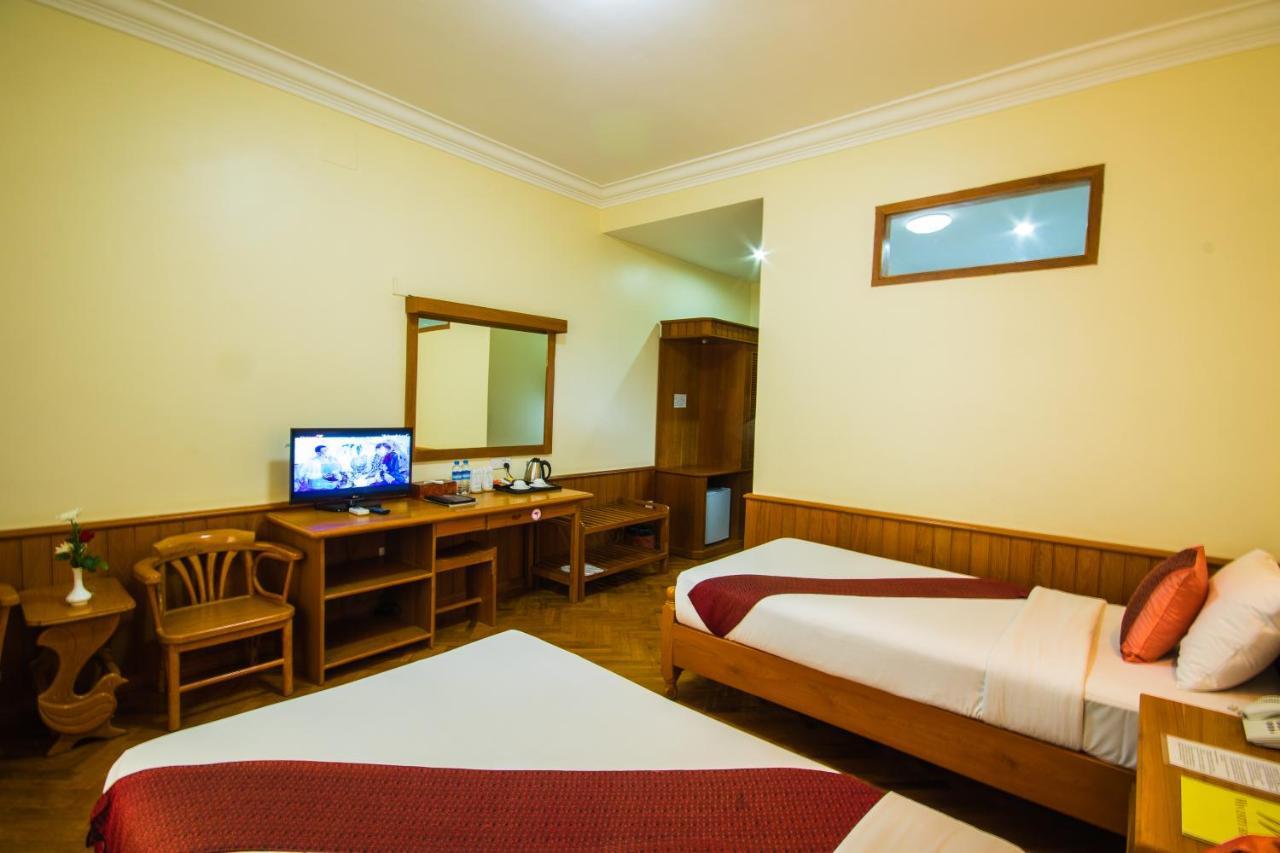 Win Unity Hotel Pyin U Lwin Zewnętrze zdjęcie