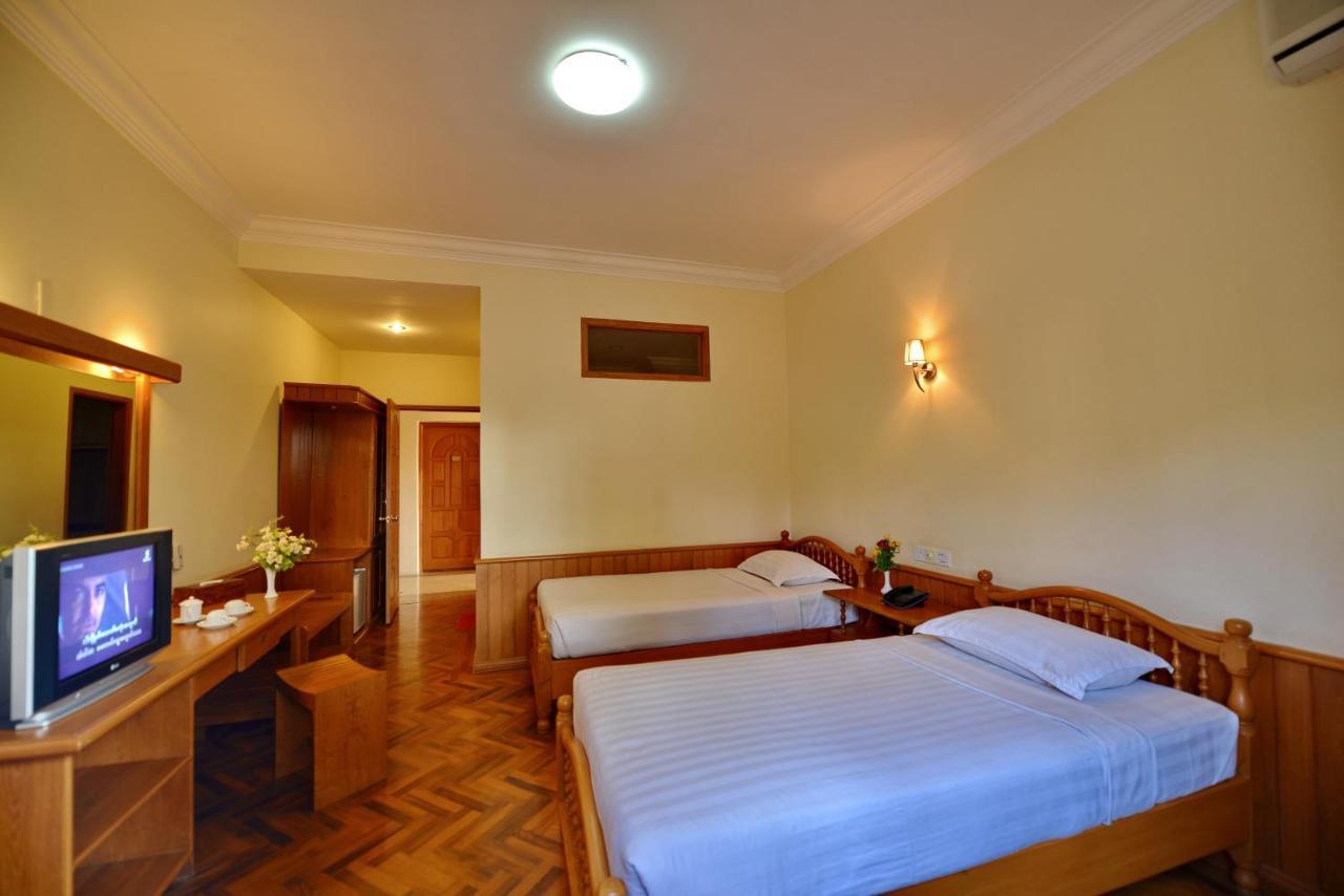 Win Unity Hotel Pyin U Lwin Zewnętrze zdjęcie