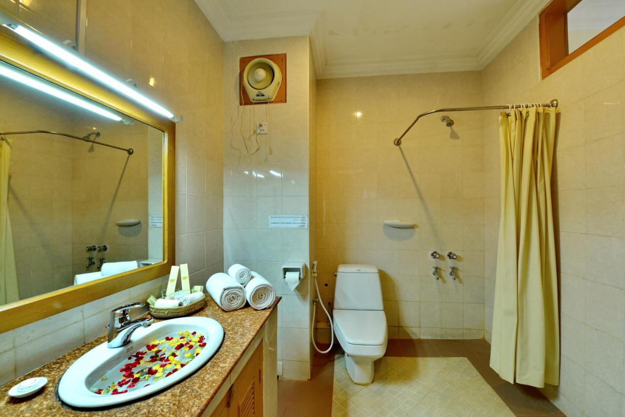 Win Unity Hotel Pyin U Lwin Zewnętrze zdjęcie