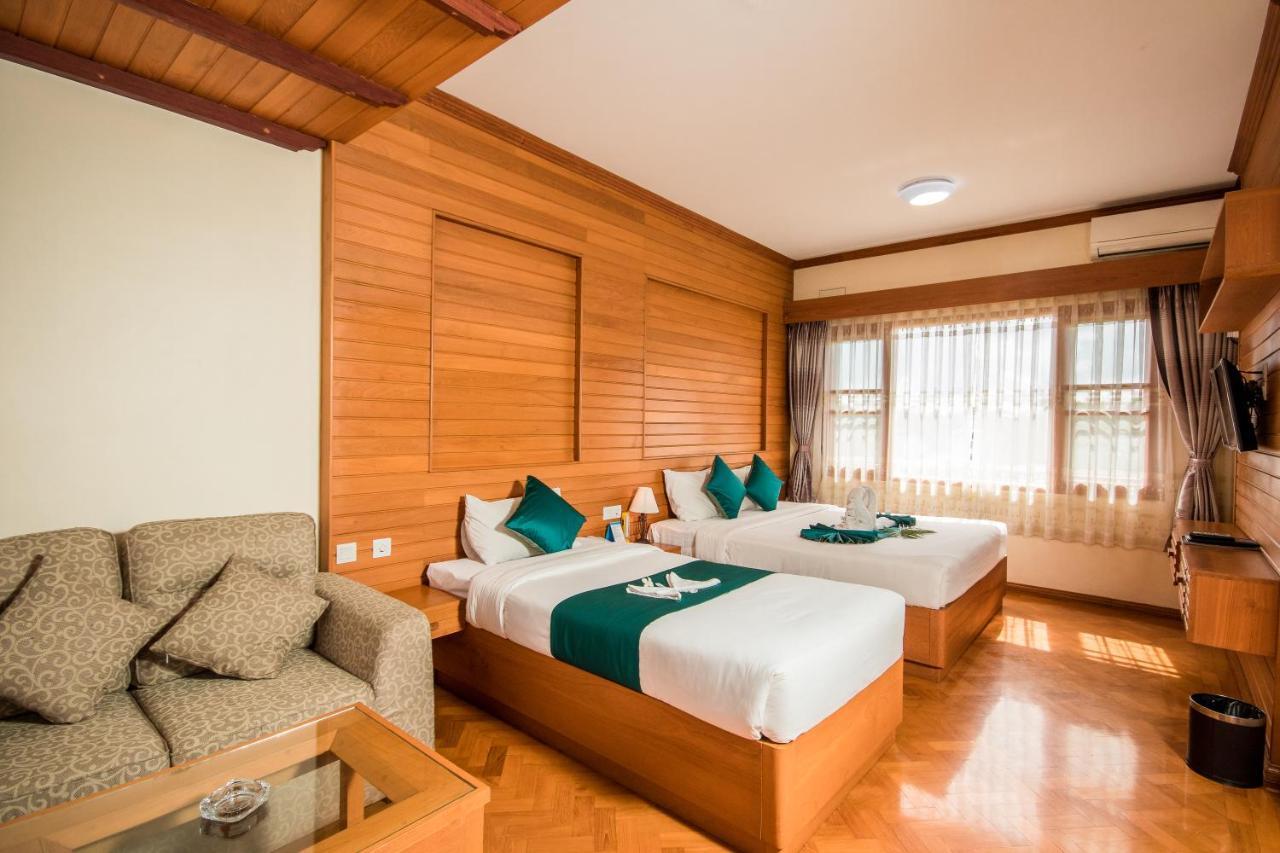 Win Unity Hotel Pyin U Lwin Zewnętrze zdjęcie
